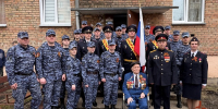 Акцию «Парад под окнами ветерана Победы» провели сотрудники Управления Росгвардии по Красноярскому краю - Росгвардия