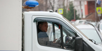 Автозак с чиновницей внутри попал в ДТП на юге России - LiveKuban.Ru