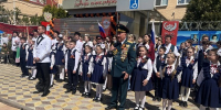 Память, которая объединяет: в Энгельсском доме-интернате прошел праздничный концерт ко Дню Победы - Министерство труда и соцзащиты