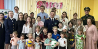 В городе Камень-на-Оби следователи СК приняли участие в патриотической акции «Весна Победы» в подшефном социальном центре - Следственный комитет