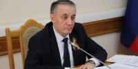 Абдурахман Махмудов провел совещание по вопросу организации выплат гражданам, пострадавшим от ЧС - РИА Дагестан