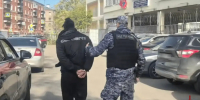 Росгвардейцы задержали нетрезвого мужчину, угрожавшего прохожим ножом на востоке Москвы (видео) - Росгвардия
