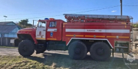 В амурском поселке 10 гектаров травы охватило пламя из-за выброшенной горячей золы - Asn24.Ru