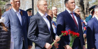 Депутаты Александр Квасов и Алексей Вепрев приняли участие в церемонии в честь Дня Победы - Baikal24.Ru