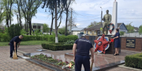Офицеры СКР приняли участие в патриотической акции «Долг и память». - Кировский муниципальный округ