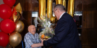 В Саянске ветерана Александра Шавкуленко поздравили со 100-летием Пресс-служба ИРО ЕР - IrkutskMedia.Ru