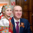 Поздравление главы Октябрьского района Сергея Заплатина с Днем рождения Губернатора ХМАО-Югры Руслана Николаевича Кухарука - Администрация Октябрьского района