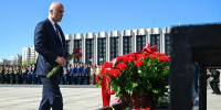 Глава комитета по транспорту почтил память защитников Ленинграда - Neva.Today