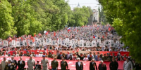 Бессмертный полк готов пройти по экранам и главным улицам Астрахани - Punkt-a.info