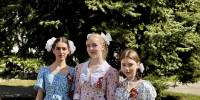 08.05.2026 | Школьники Верхневолжья закружились в танце под песни военных лет - Главное управление по архивному делу