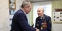 Глава Самары Иван Носков навестил Почетного гражданина города — ветерана Великой Отечественной войны Джемса Чибисова - Администрация городского округа Самара