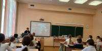 Библиотека № 21. Арт-час «Художники о Великой Отечественной войне и Победе!» в рамках проекта «Пушкинская карта». - ЦБС г. Саратова
