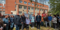 В Ярославле высаживают деревья - Городской телеканал