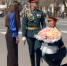 Парад Победы в Благовещенске завершился предложением руки и сердца - ИА Порт Амур