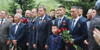 В дни празднования Великой Победы делегация Петербурга во главе с Борисом Пиотровским прибыла в Республику Алтай - Администрация г. Санкт-Петербурга