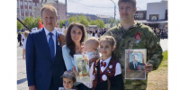 Виктор Томенко пообщался с ветеранами Великой Отечественной войны и спецоперации Фото №1 - Алтайская правда