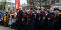 Возложение цветов к мемориалу - InformPskov.Ru