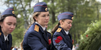 Сотрудники следственного управления СК России по Удмуртской Республике почтили память героев в День Победы - Следственный комитет