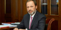 Комаров поздравил Минниханова с Днем Победы - ИА Татар-информ