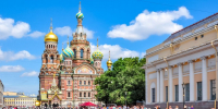 В Петербурге возложили цветы к монументу на площади Победы - LIFE24