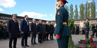 Рустам Минниханов и Ильсур Метшин возложили цветы в Парке Победы - Администрация г. Казань
