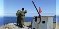 Знамя Победы установили в Териберке - SeverPost.ru