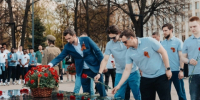 Представители ХК «Торпедо» возложили цветы к Вечному огню в Нижнем Новгороде - Newsroom24.Ru