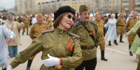 В Якутске станцевали "Вальс Победы" - Администрация г. Якутск