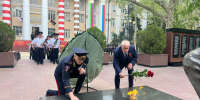 В Махачкале руководство и личный состав МВД почтили память героев Великой Победы - Дагестанская правда