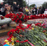 Калужане возложили цветы к Вечному огню на площади Победы - Телерадиокомпания Ника