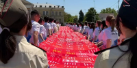 «Полотно Памяти» развернули в Будённовске на День Победы - ИА Победа 26