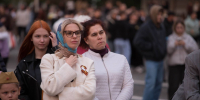 «Кубанский казачий хор выступает перед курганцами в День Победы - Администрация г. Курган