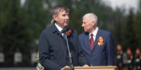 Мидхат Шагиахметов принял участие в торжествах, посвященных Дню Победы в Нижнекамске - Министерство экономики