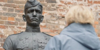 В Смоленске зажгли лампаду от Вечного огня, который 58 лет назад зажёг Герой Советского Союза - Смоленская народная газета