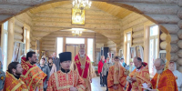 Архиерейское богослужение в храме «Всецарица» - Клетнянское благочиние