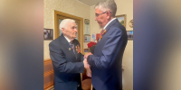Миляев поздравил 101-летнего ветерана с Днем Победы - ТК Первый Тульский