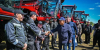Минниханов оценил ход посевной кампании в Пестречинском районе - ГТРК Татарстан