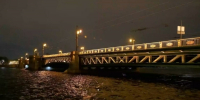 Праздничный Петербург в День Победы осветили огни цвета георгиевской ленты - Санкт-Петербург.ру