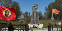 Навлинские следователи межрайонного почтили память бойцов Третьей Армии Брянского фронта в н. п. Партизанское - ИА Наш Брянск.ru