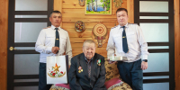 Сотрудники УФСИН посетили на дому ветеранов, имеющих статус «дети войны» и служивших в уголовно-исполнительной системе - ИА SakhaTime