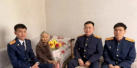 Офицеры регионального следственного управления поздравили ветеранов Великой Отечественной войны с Днем Победы - Следственный комитет