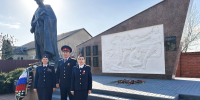 Сотрудники территориальных следственных отделов следственного управления СК России по Белгородской области почтили память воинов, павших в годы Великой Отечественной войны - Следственный комитет