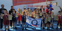 В Раздольном прошел ежегодный турнир по греко - римской борьбе, посвященный Дню Победы - Раздольненский район