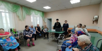 Помощник благочинного Дальнеконстантиновского округа посетил дом-интернат для престарелых и инвалидов - Нижегородская епархия