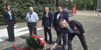 День Луганской Народной Республики. - Город Ровеньки