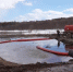 Пробы почвы и воды отбирают на месте нефтеразлива на Сахалине - News.Astv.Ru
