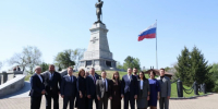 Губернатор Хабаровского края встретился с участниками Всероссийского проекта "Театральный поезд" - Министерство культуры