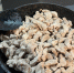Забудьте «сначала лук»! Что бросать на сковороду первым — мясо, морковку или специи? 90% хозяек все делают неправильно - Prochepetsk.ru