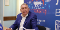Омский хоккеист и тренер Евгений Шастин подал документы для участия в предварительном голосовании «Единой России» - 12 канал