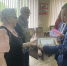 Родственников новозыбковского бойца СВО поблагодарили за сына - Газета Маяк